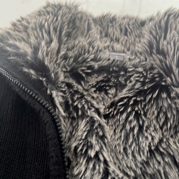 Fuzzy lined zip up sweater - Picture 2 of 5